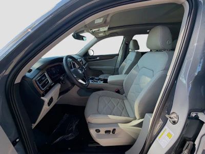 2026 Volkswagen Atlas — photo 16 view