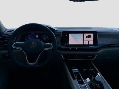 2026 Volkswagen Atlas — photo 17 view
