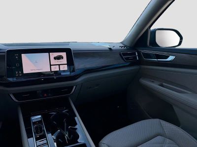 2026 Volkswagen Atlas — photo 18 view