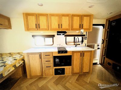 2025 Ember RV E-Series - Photo 7