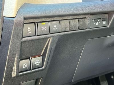 2025 Toyota Sienna - Photo 23