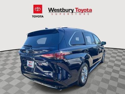 2025 Toyota Sienna - Photo 5