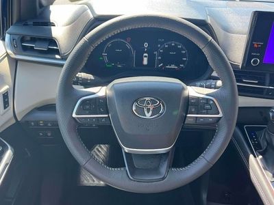 2025 Toyota Sienna - Photo 15