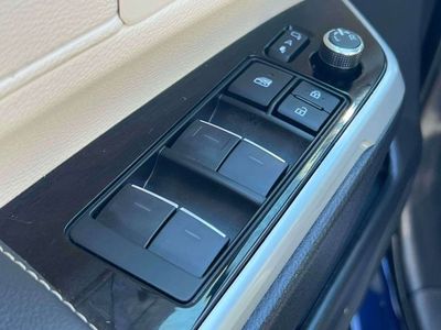 2025 Toyota Sienna - Photo 20