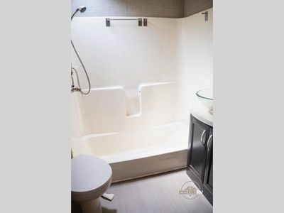 2017 Dutchmen RV Voltage - Photo 43