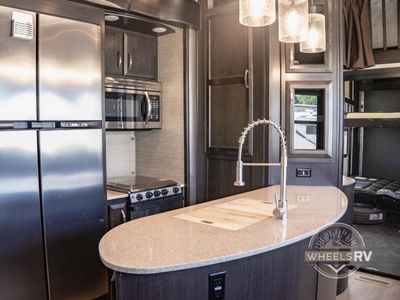 2017 Dutchmen RV Voltage - Photo 16