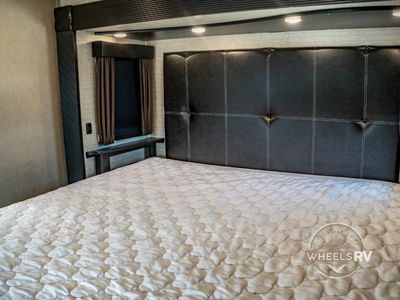 2017 Dutchmen RV Voltage - Photo 40