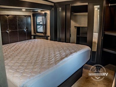 2017 Dutchmen RV Voltage - Photo 38