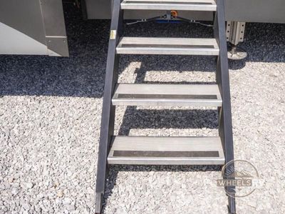 2017 Dutchmen RV Voltage - Photo 14