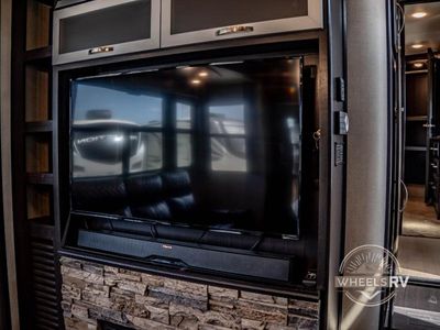 2017 Dutchmen RV Voltage - Photo 26
