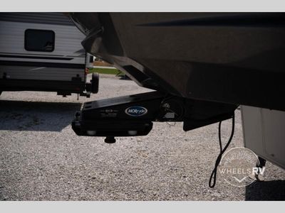 2017 Dutchmen RV Voltage - Photo 10