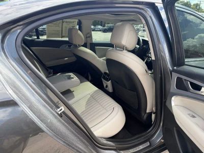 2021 Genesis G70 — photo 32 view