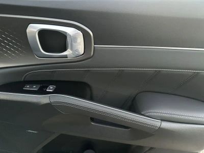 2026 Kia Sorento Hybrid — photo 27 view