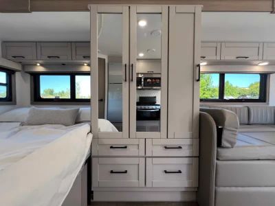2027 Entegra ODYSSEY — photo 9 view