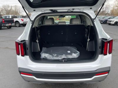 2026 Kia Sorento — photo 17 view