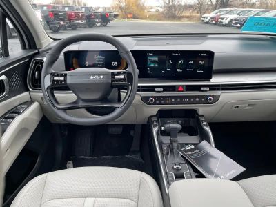 2026 Kia Sorento — photo 12 view