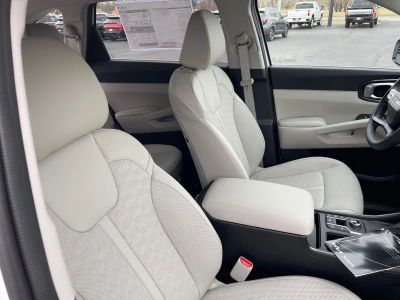 2026 Kia Sorento — photo 15 view