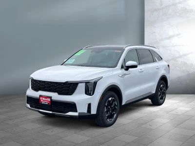 2026 Kia Sorento — front three-quarter view