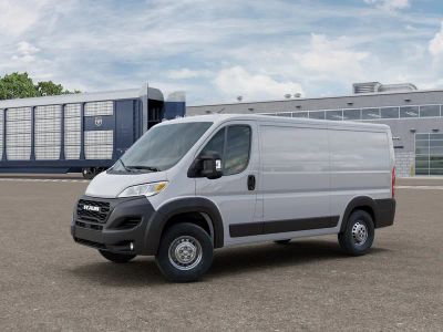 2026 RAM Promaster RAM PROMASTER 1500 TRADESMAN CARGO VAN LOW ROOF 136' WB in Bright White Clear-Coat Exterior Paint — front...