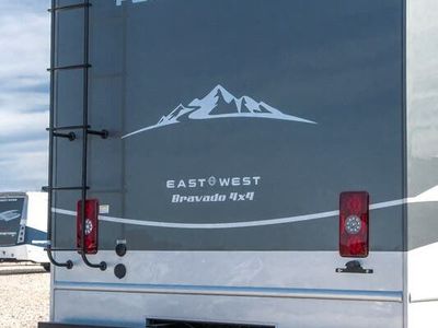 2026 East to West Bravado - Photo 44