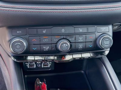 2025 Dodge Durango - Photo 13
