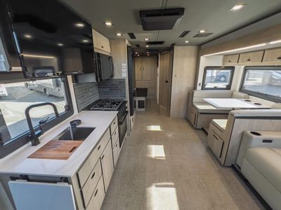 2026 Grand Design LINEAGE SERIES F - Photo 6