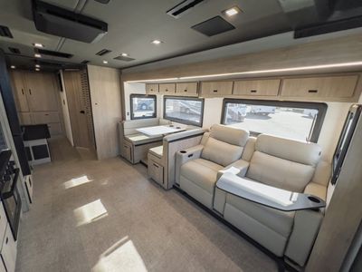 2026 Grand Design LINEAGE SERIES F - Photo 7