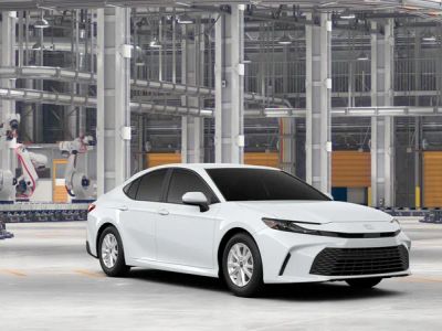 2026 Toyota Camry - Photo 15