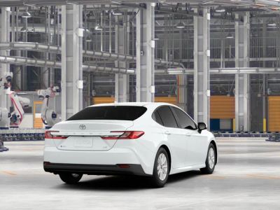 2026 Toyota Camry - Photo 9