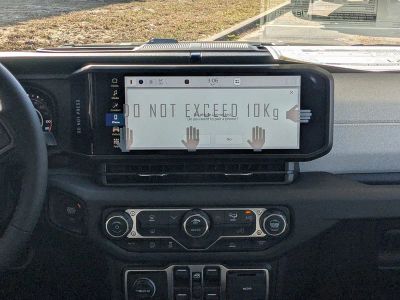 2026 Jeep Wrangler — photo 16 view