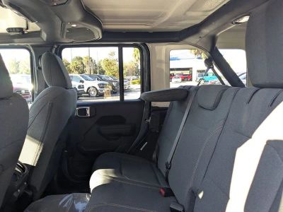 2026 Jeep Wrangler — photo 12 view