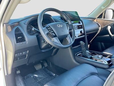 2024 INFINITI QX80 - Photo 9
