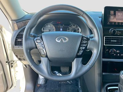 2024 INFINITI QX80 - Photo 11