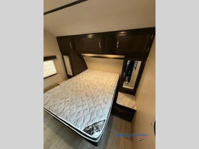 2019 Coachmen RV Spirit Ultra Lite - Photo 13