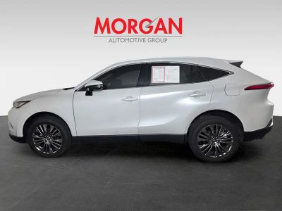 2024 Toyota Venza — photo 9 view
