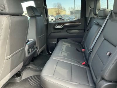 2026 Chevrolet Silverado 1500 — photo 17 view