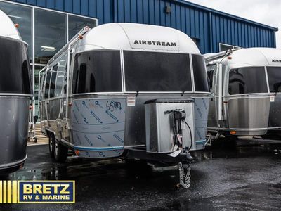 2025 Airstream Flying Cloud - Photo 1