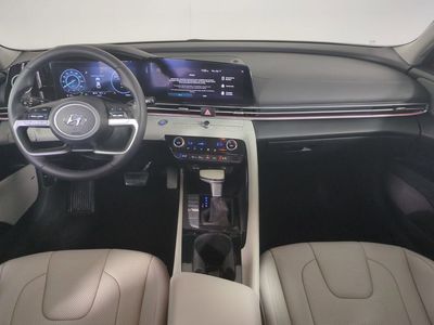 2023 Hyundai Elantra Hybrid — photo 15 view