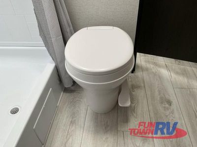 2025 Keystone RV Springdale - Photo 29