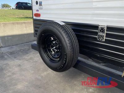 2025 Keystone RV Springdale - Photo 10