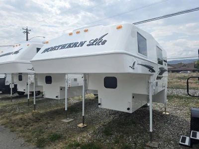 2026 Northern Lite Limited Edition 8-11EXLEWB — front three-quarter view