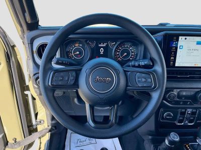 2026 Jeep Wrangler — photo 11 view