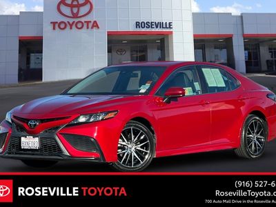 2022 Toyota Camry - Photo 1