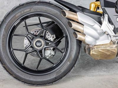 2014 MV Agusta Rivale 800 - Photo 10