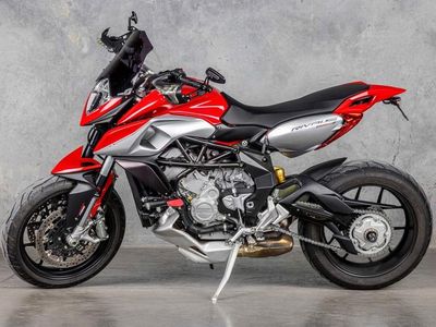 2014 MV Agusta Rivale 800 - Photo 2