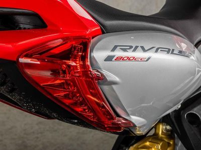 2014 MV Agusta Rivale 800 - Photo 13