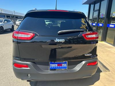 2017 Jeep Cherokee - Photo 7