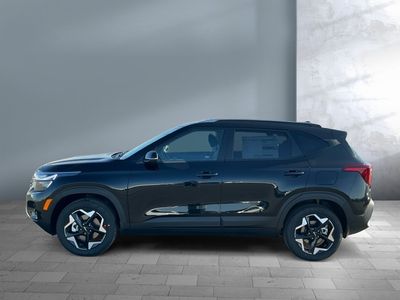 2026 Kia Seltos — rear three-quarter view