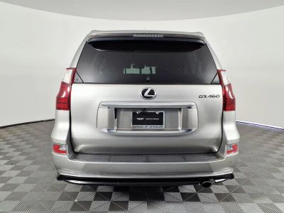2022 Lexus GX — detail view