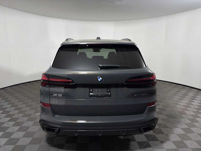 2026 BMW X5 xDrive40i xDrive40i in Dravit Grey Metallic — front three-quarter view